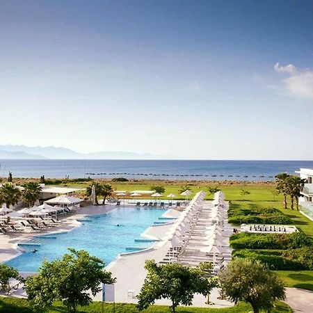ホテル Neilson Messini Activity Beach Club カラマタ エクステリア 写真