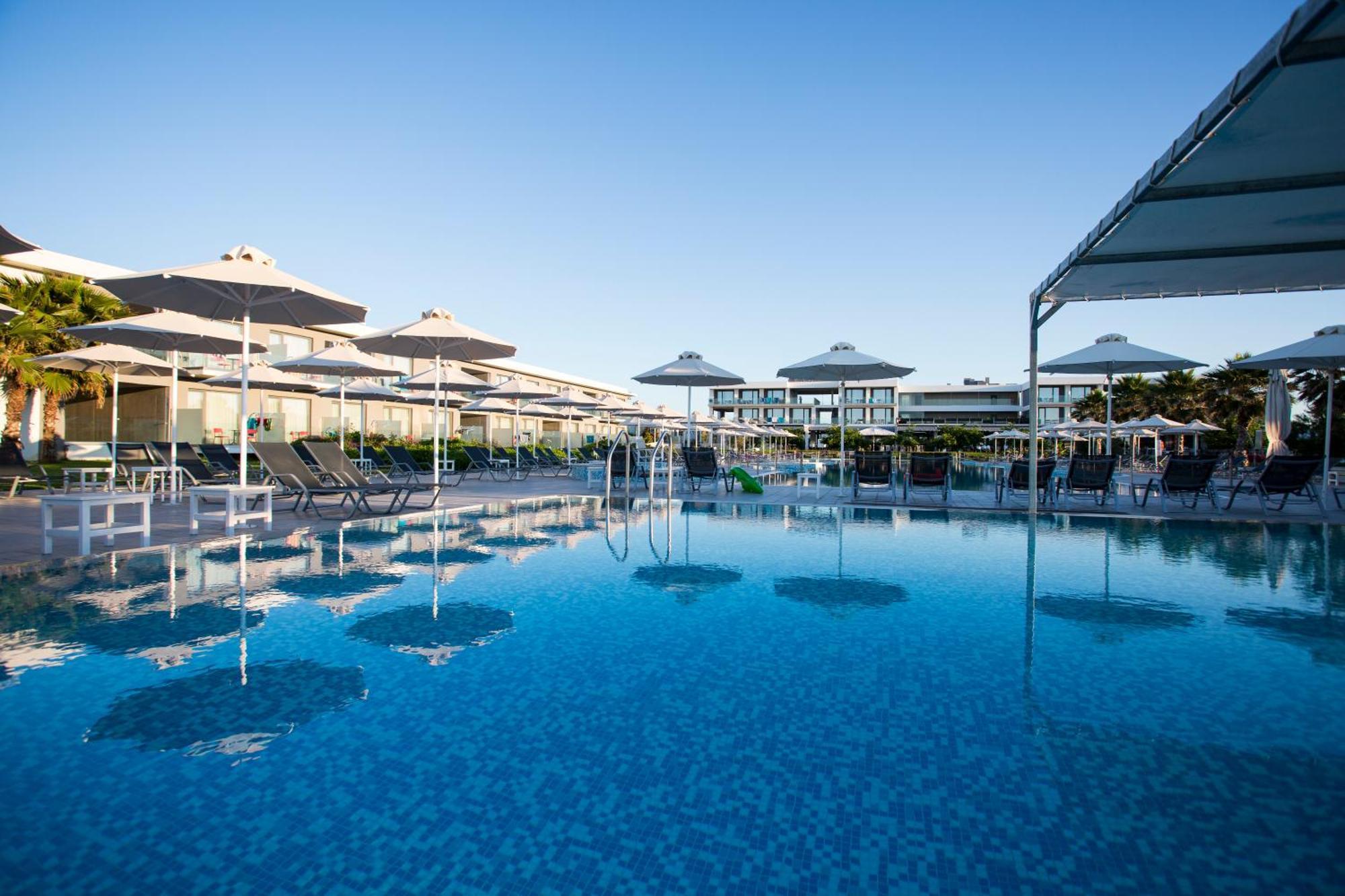 ホテル Neilson Messini Activity Beach Club カラマタ エクステリア 写真