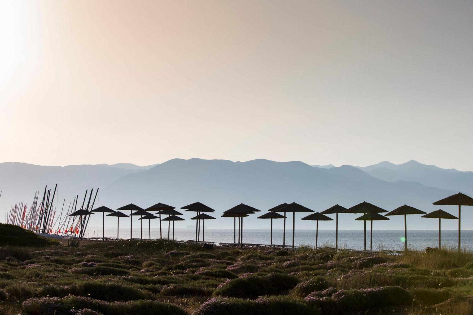ホテル Neilson Messini Activity Beach Club カラマタ エクステリア 写真
